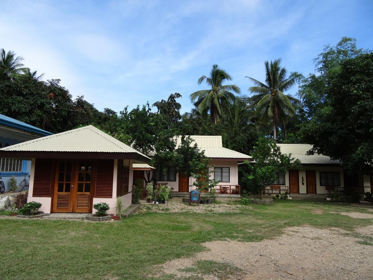 Tay Lelong'S Pension House Тейтей Экстерьер фото